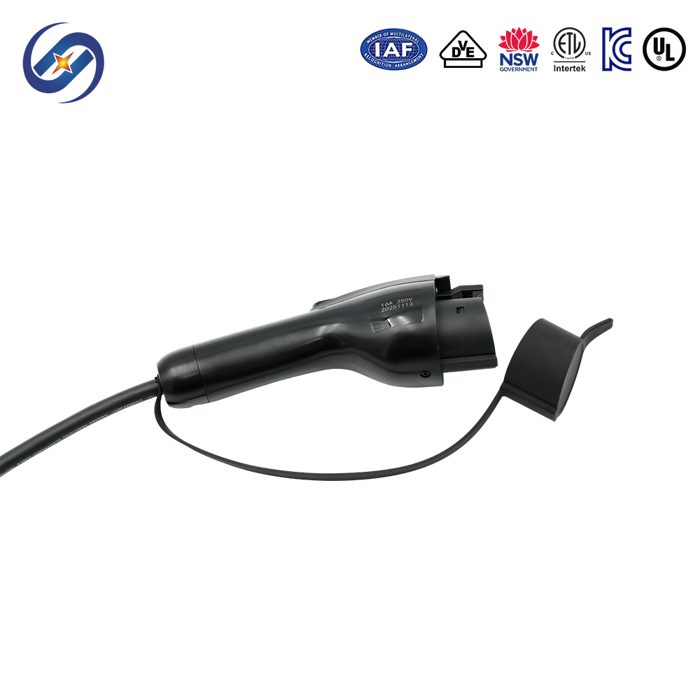 US Standard 5-15P Plug Type 1 EV Charger