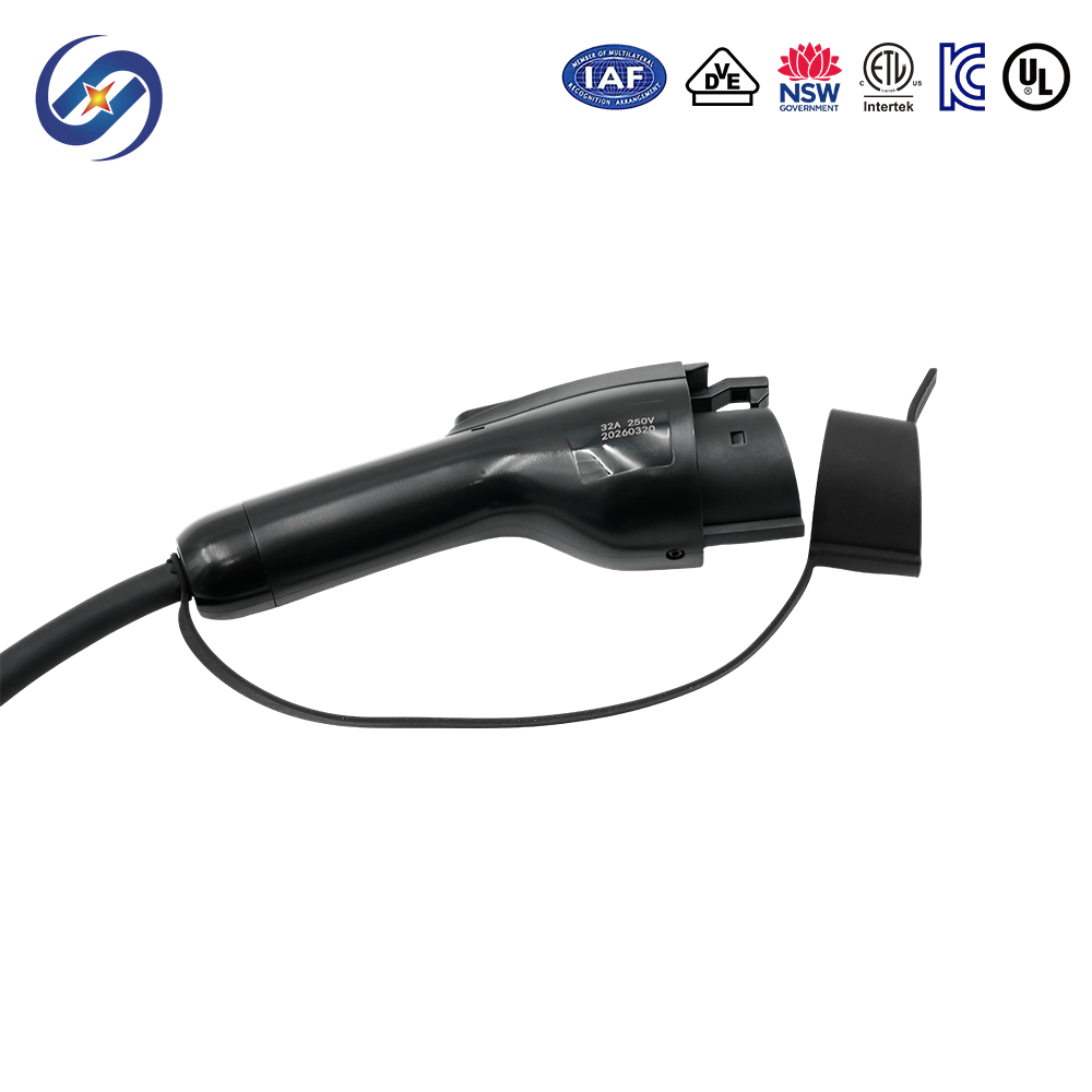 US Standard 14-50P Plug Type 1 EV Charger