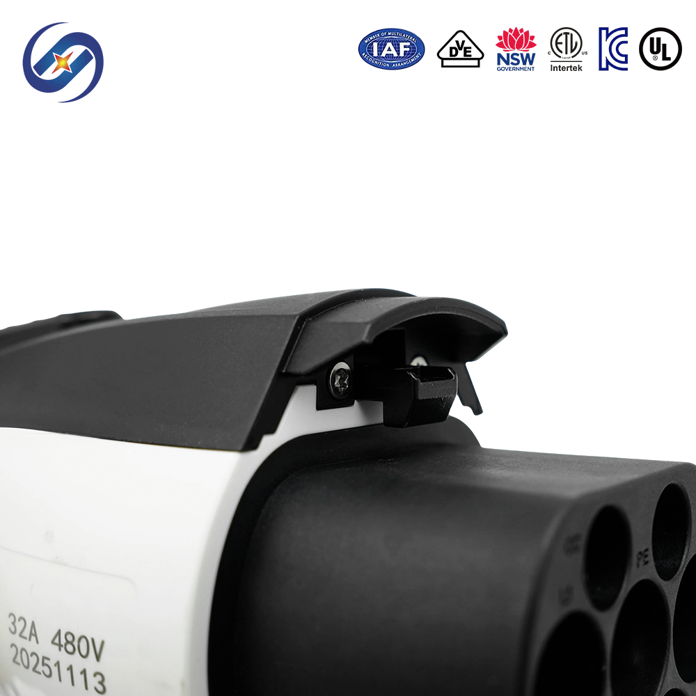 European Standard 32A CEE Industrial Plug GBT EV Charger