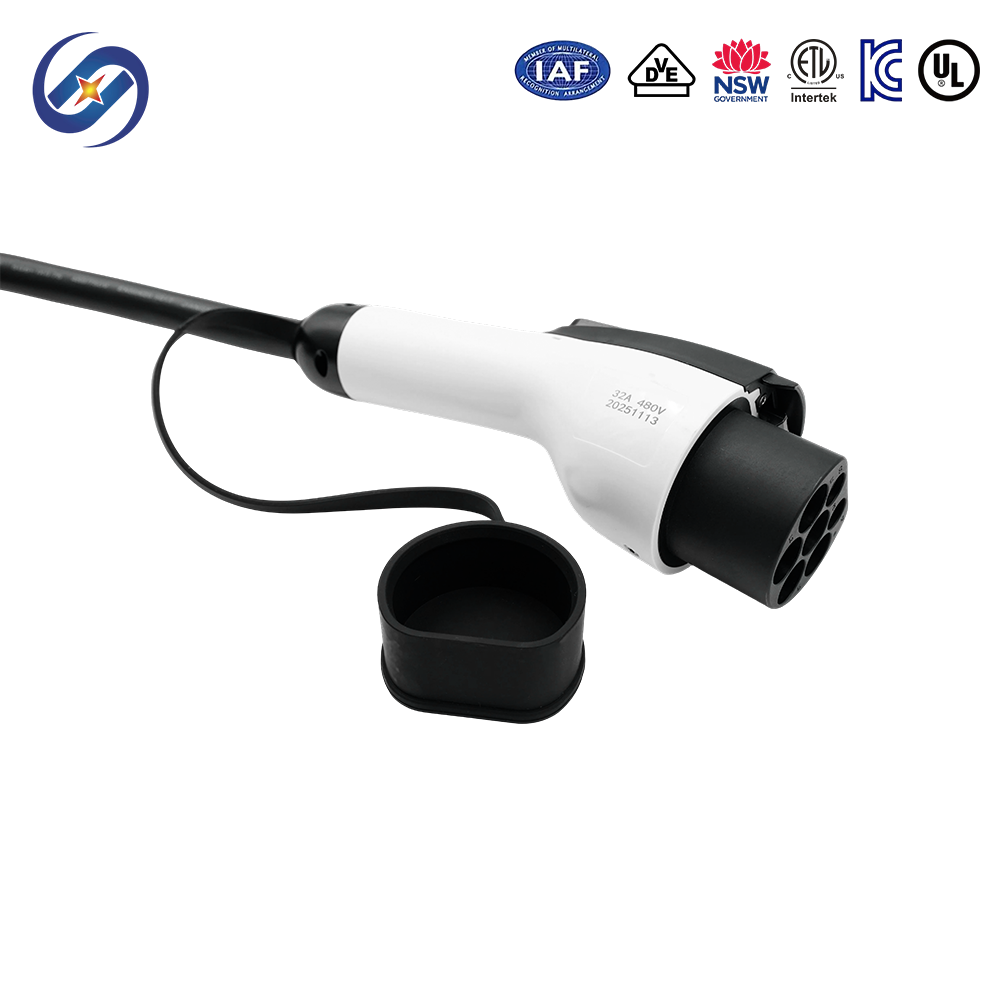 European Standard 32A CEE Industrial Plug GBT EV Charger
